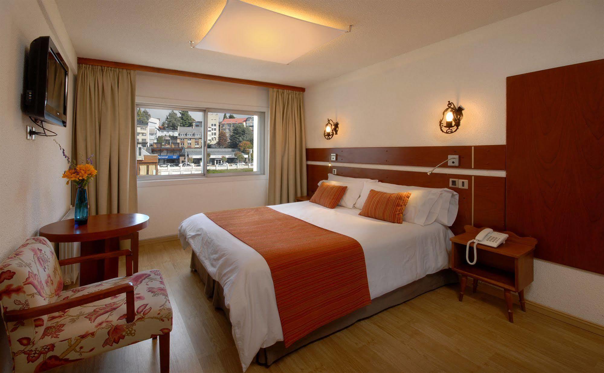 Hotel Tirol San Carlos de Bariloche Luaran gambar